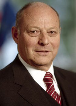 DR. LUIS DURNWALDER